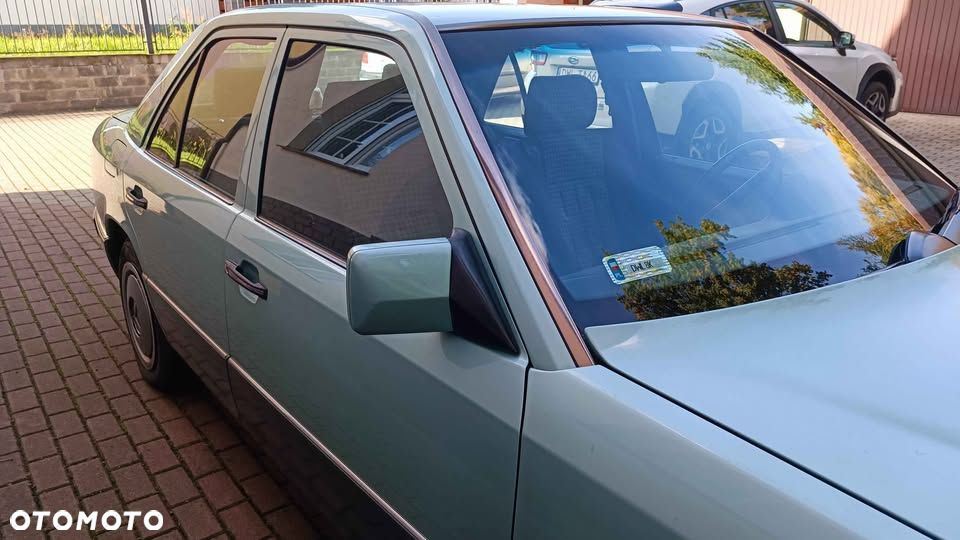 Mercedes-Benz W124 (1984-1993) - 4