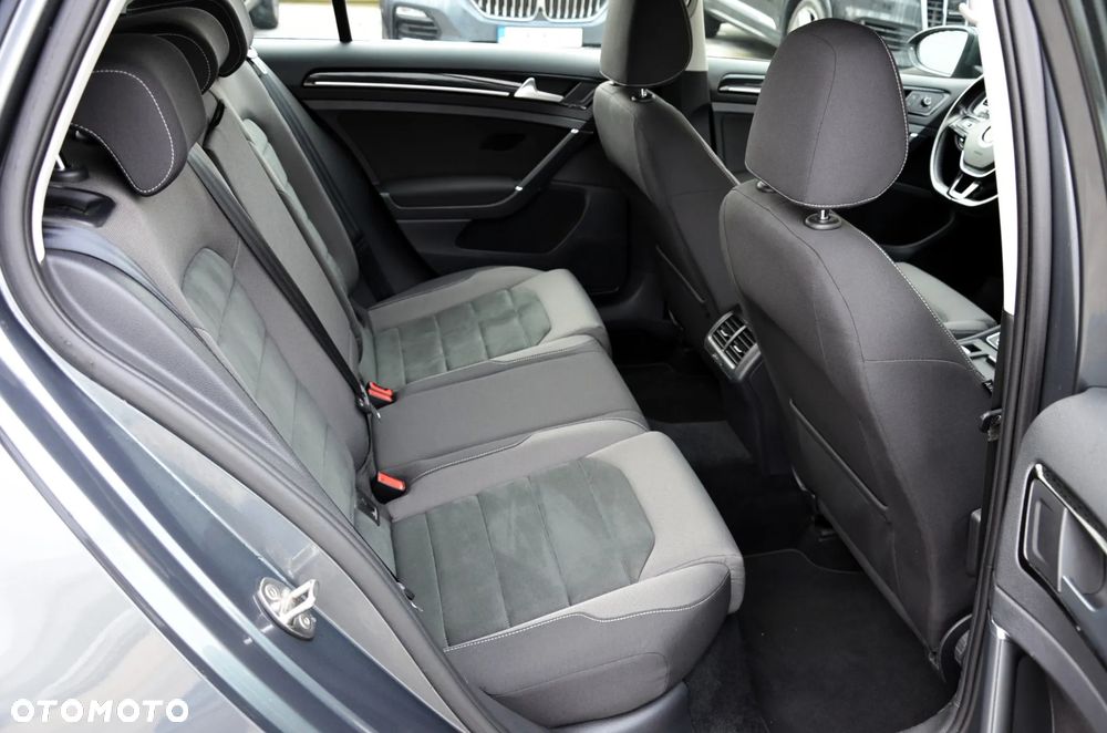 Volkswagen Golf 1.5 TSI ACT OPF DSG Highline - 19