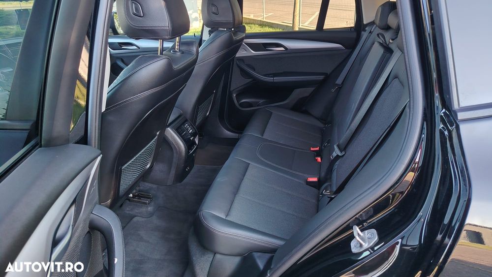 BMW X3 xDrive30e AT PHEV - 34