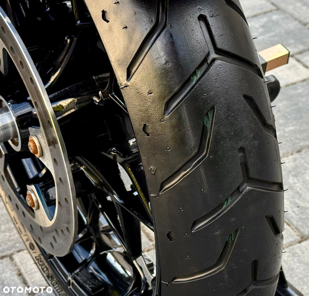 Harley-Davidson Touring Road King - 32