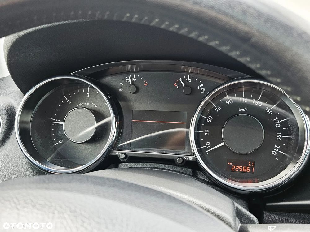 Peugeot 3008 2.0 HDi Premium+ - 18