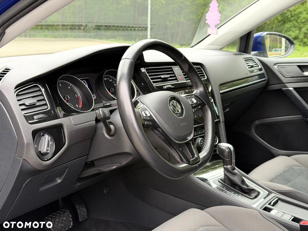 Volkswagen Golf 2.0 TDI SCR DSG R-Line - 17