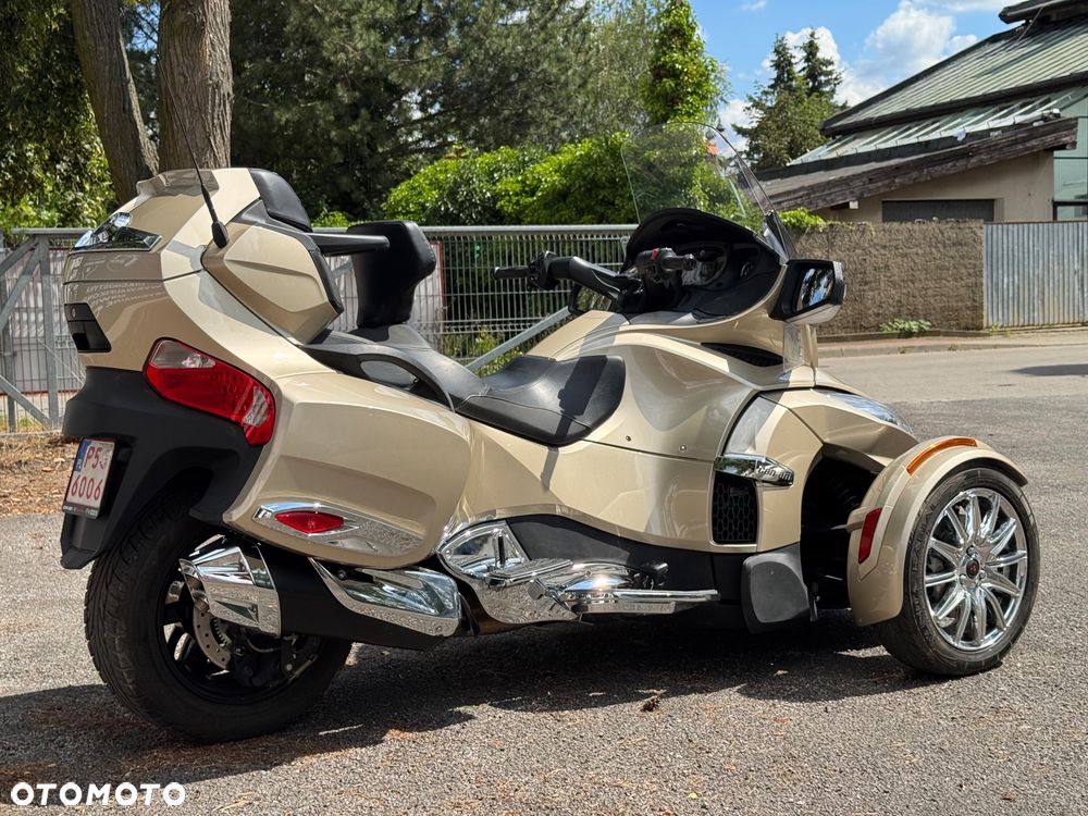 Can-Am Spyder - 4