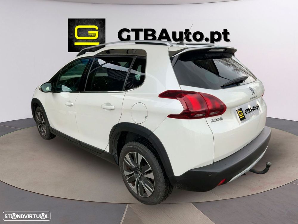 Peugeot 2008 1.2 PureTech Allure EAT6 - 13