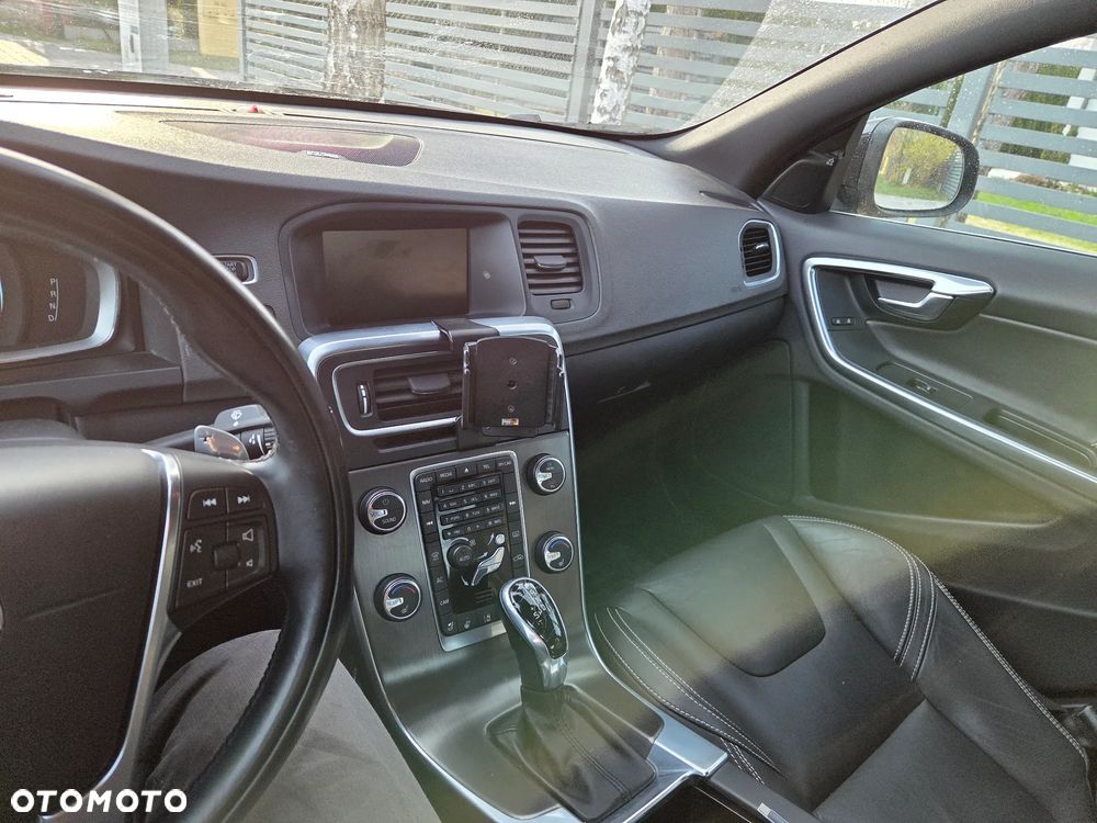 Volvo S60 2.5 T5 AWD - 13