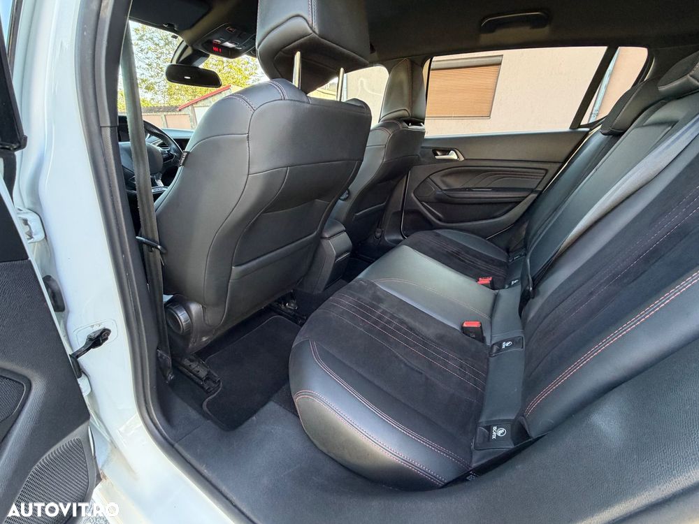 Peugeot 308 1.5L BlueHDI EAT8 GT - 23