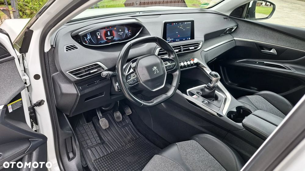 Peugeot 3008 BlueHDi 130 Stop & Start Allure - 27