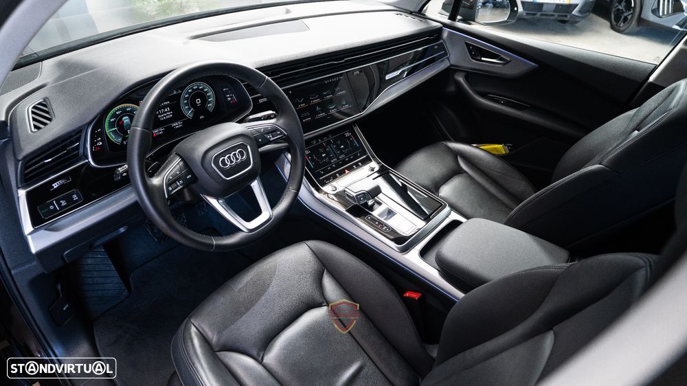Audi Q7 55 TFSIe quattro Tiptronic - 21