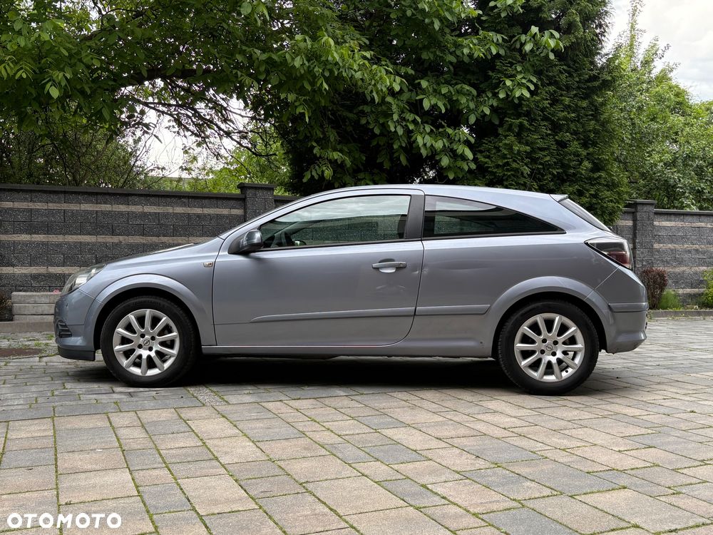 Opel Astra GTC 1.6 Edition - 13