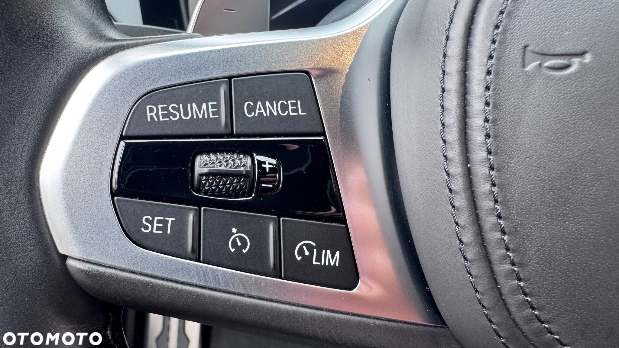 BMW Seria 3 320i M Sport - 13