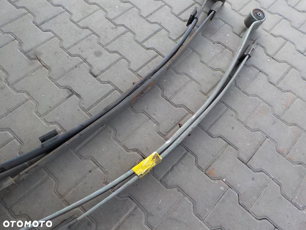 CRAFTER SPRINTER 906 RESOR PIÓRO TYŁ RESORY PODWÓJNY - 4