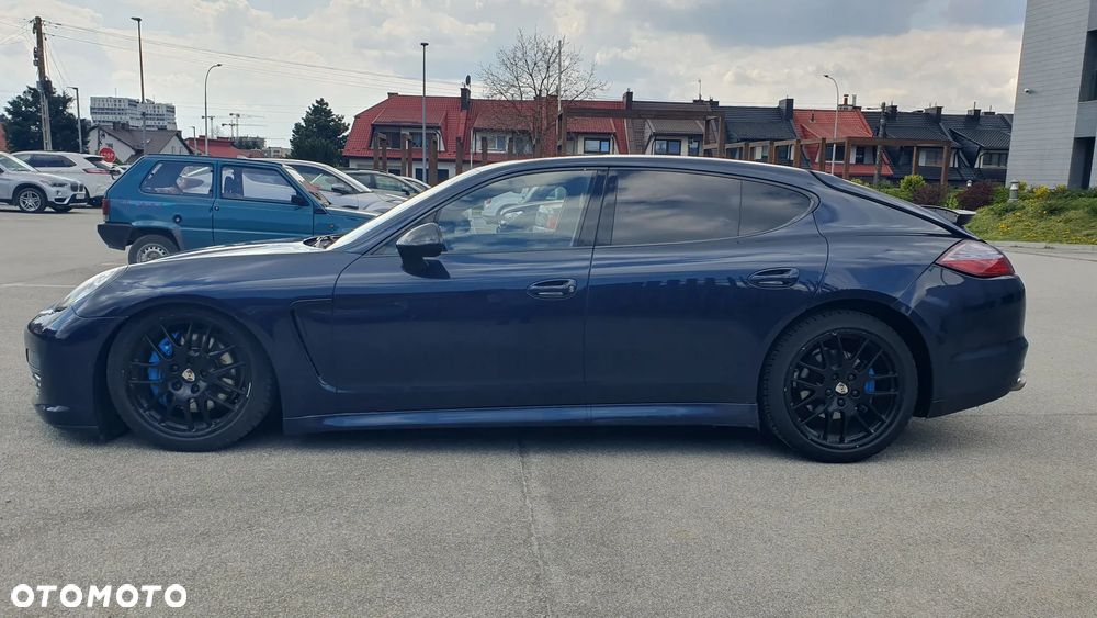 Porsche Panamera 4S PDK - 5