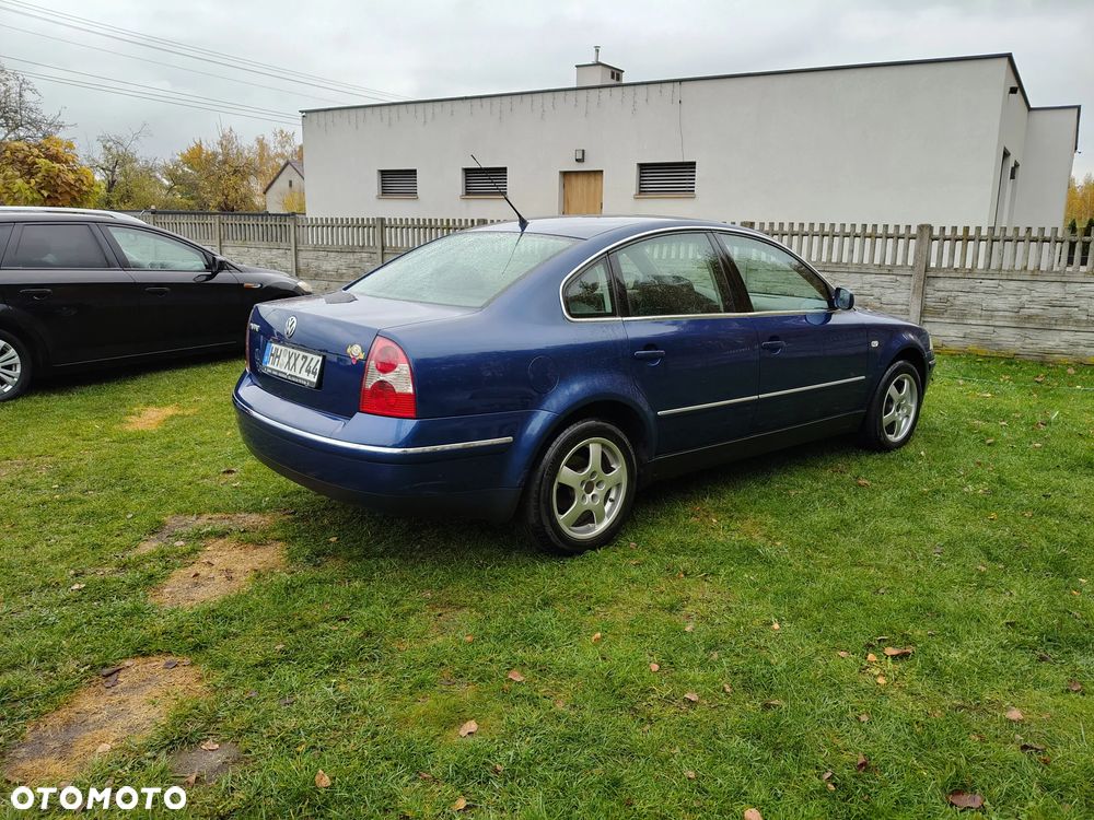 Volkswagen Passat 2002 photo 3