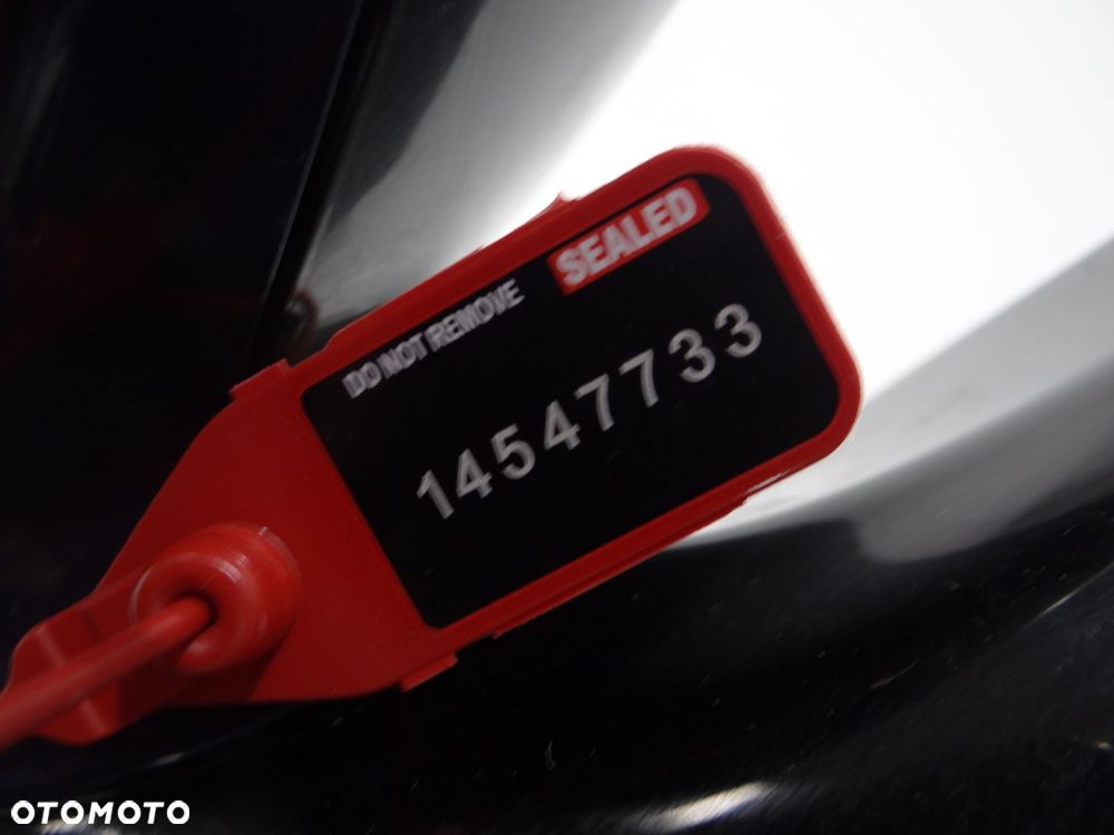 LUSTERKO PRAWE BMW F10 M PAKIET A76 - 4