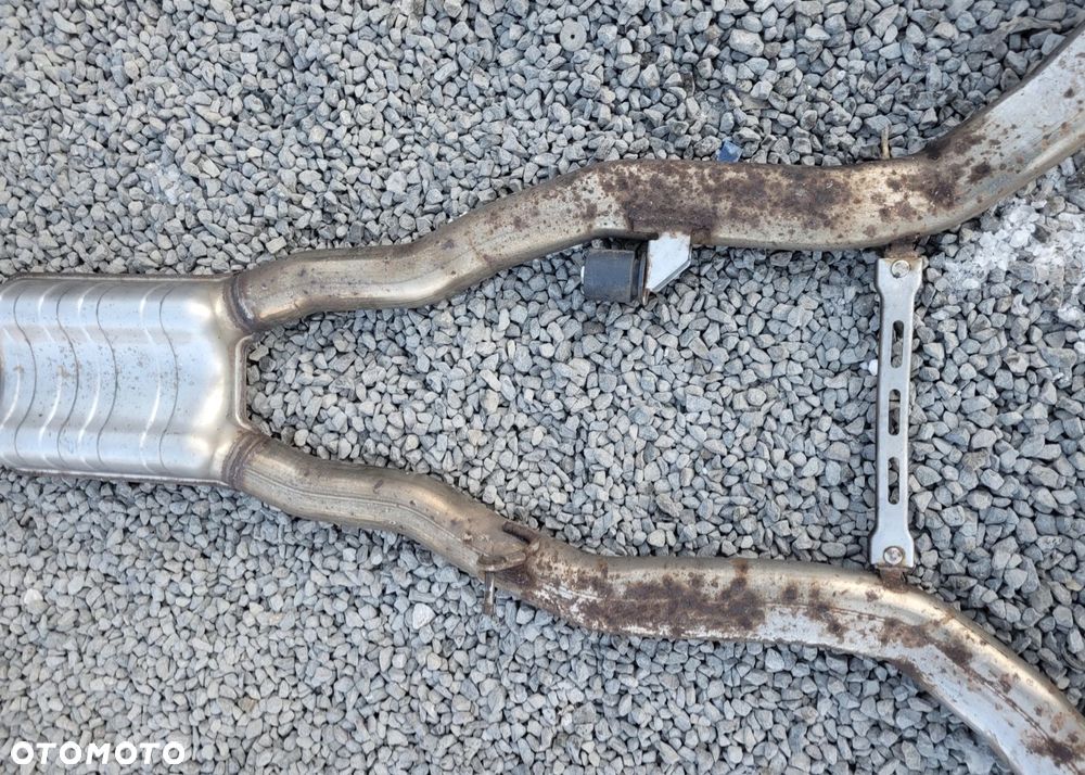 WYDECH TŁUMIK BMW F10 F11 M550D 3.0D N57D30C 8516532 8516535 8518806 - 4