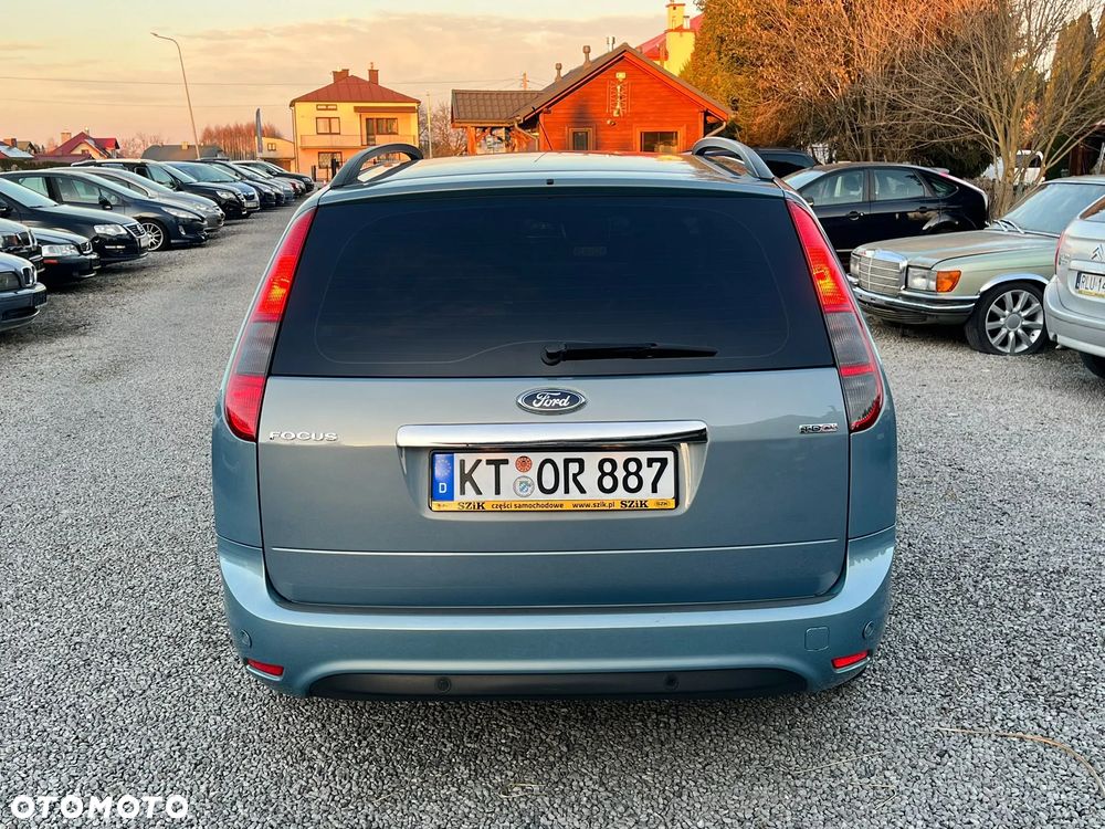Ford Focus 1.6 TDCi DPF Titanium - 17