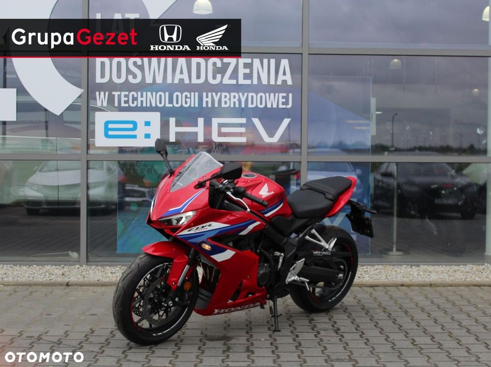 Honda CBR - 3