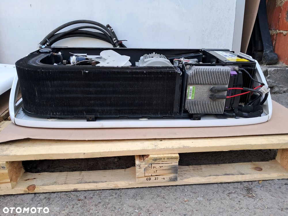 Agregat chłodniczy Carrier Xarios 350 Mt 2021r. + prąd 230 V - 4
