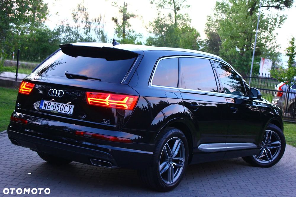 Audi Q7 - 11
