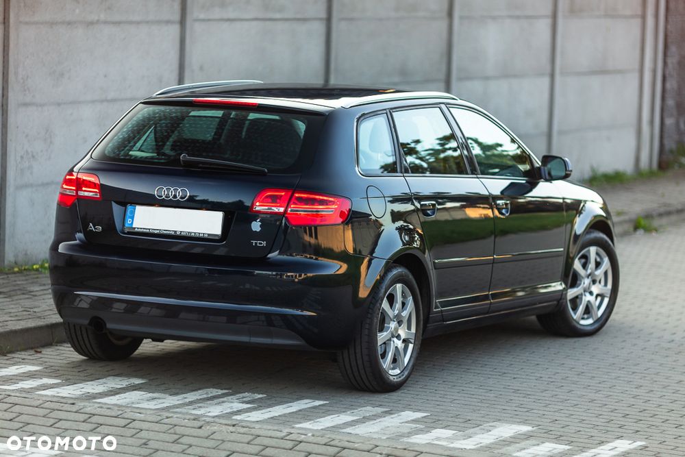 Audi A3 Sportback 2.0 TDI DPF Ambition - 12