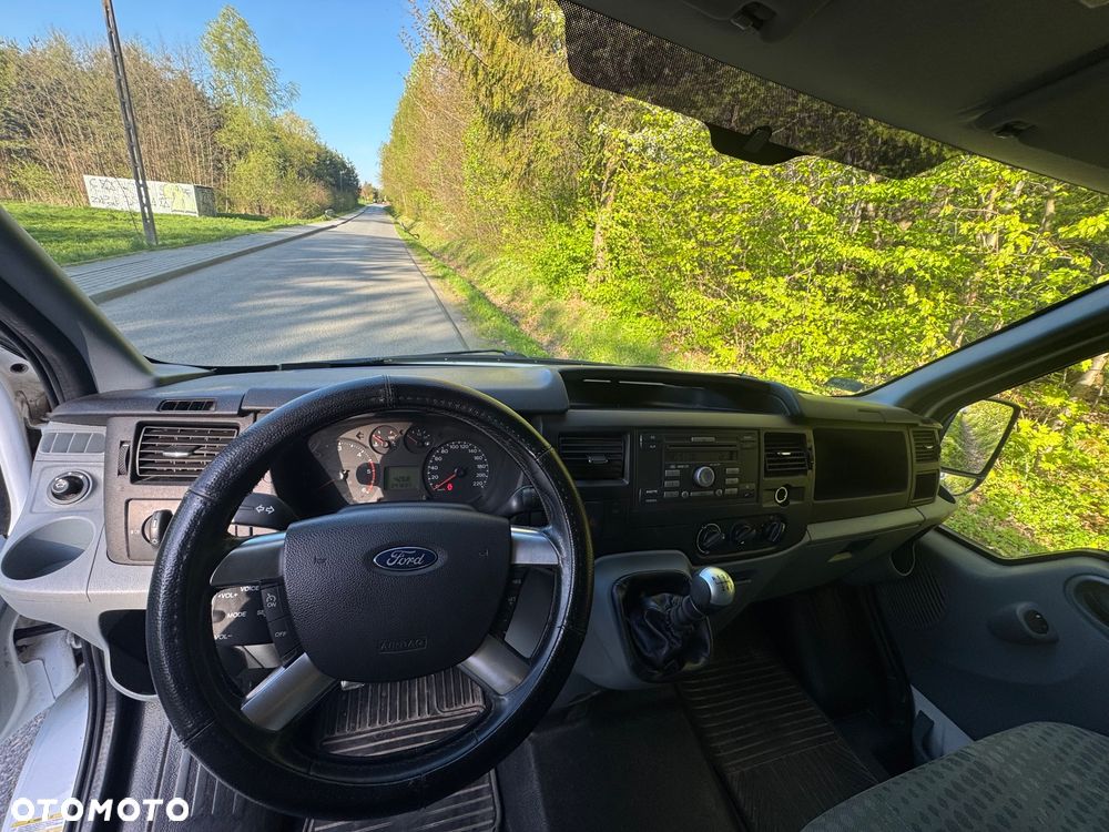 Ford Transit - 15