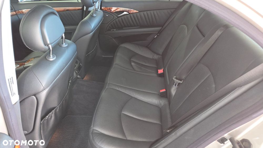 Mercedes-Benz Klasa E 500 Elegance - 9