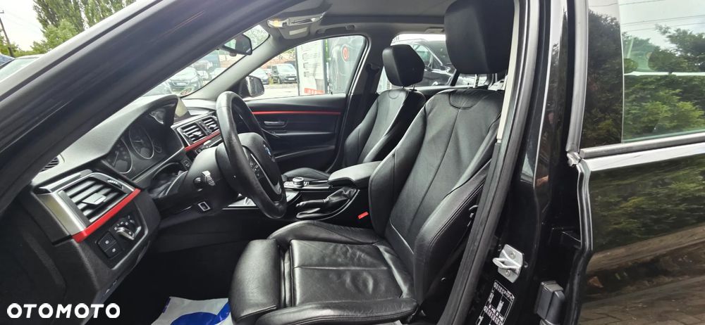 BMW Seria 3 320d Edition Luxury Line Purity - 31