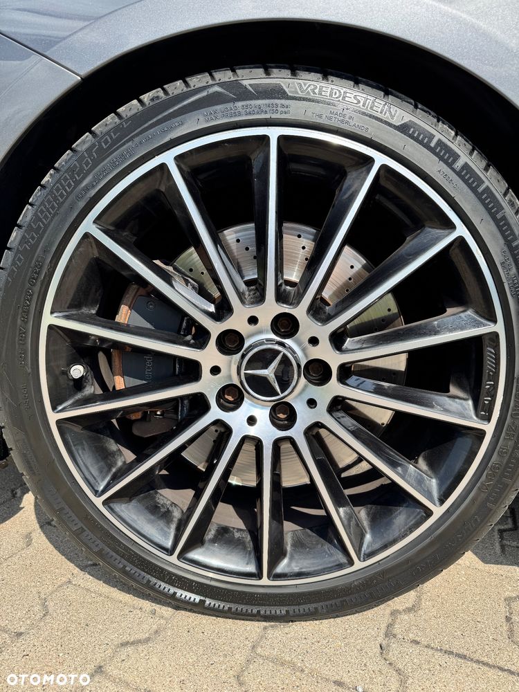 Mercedes-Benz CLA 250 4-Matic Edition 1 7G-DCT - 12