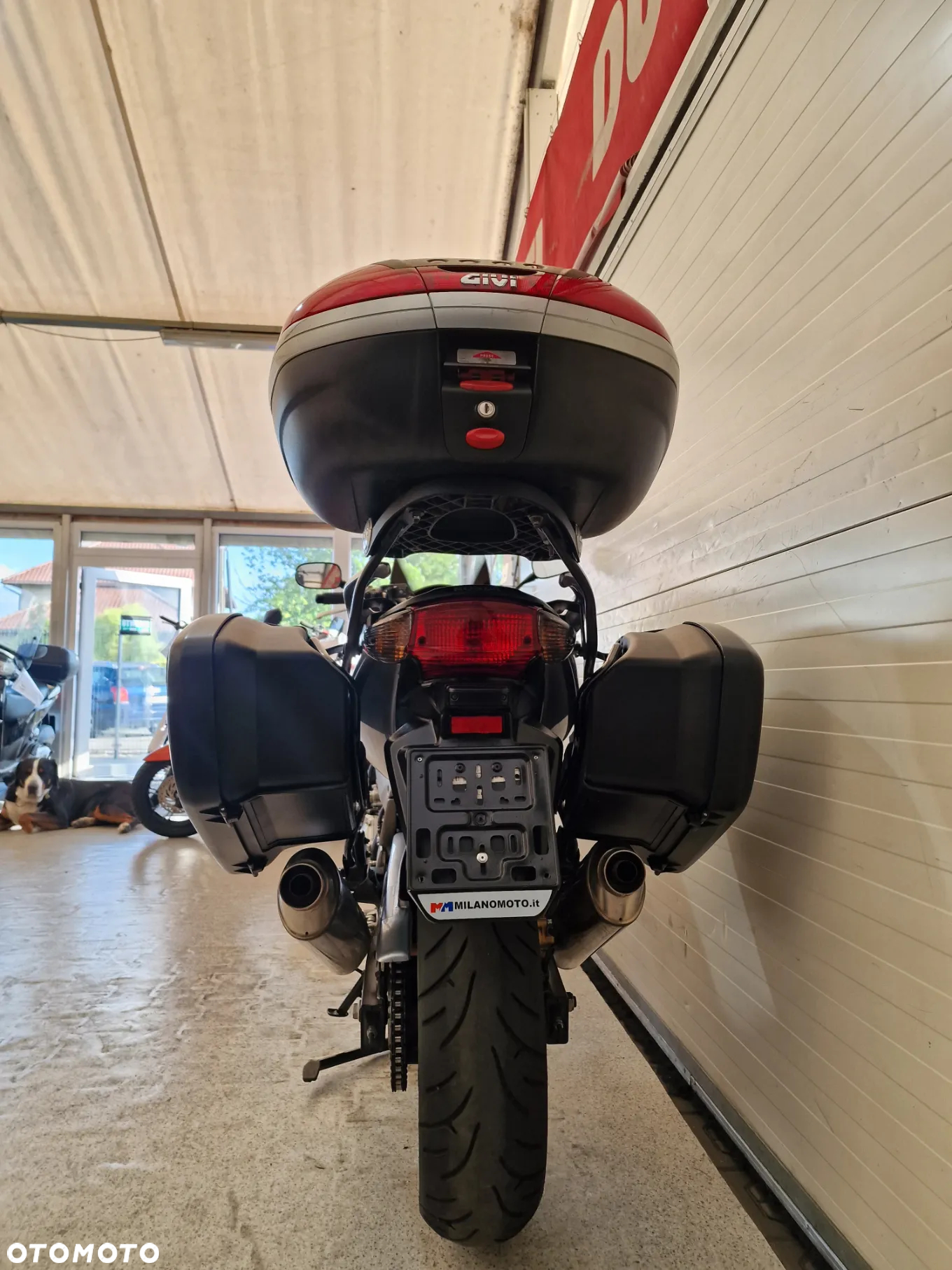 Honda CBF - 8