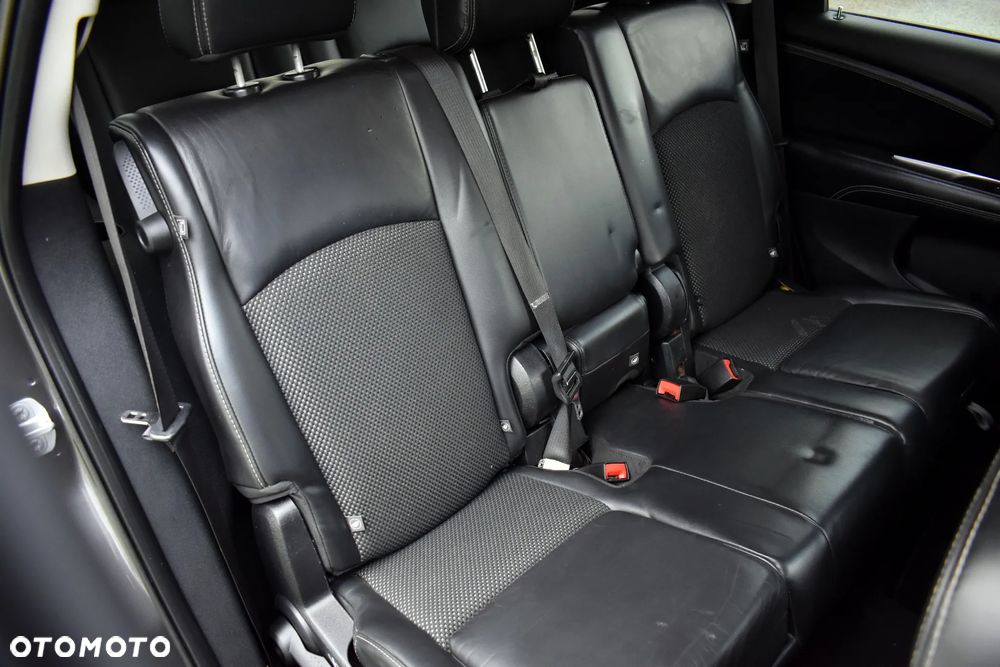 Fiat Freemont 2.0 Multijet 16V DPF Automatik Allrad Cross - 38