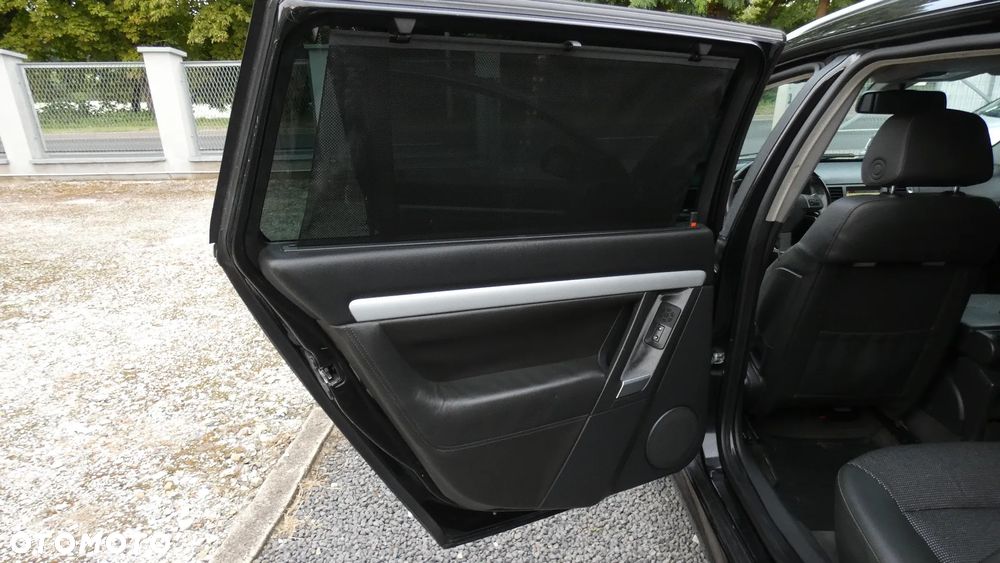 Opel Vectra 1.9 CDTI Cosmo - 30