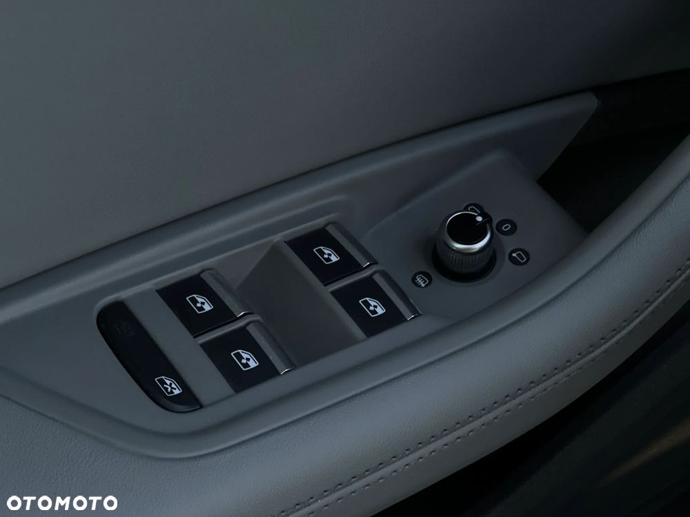 Audi A4 Limousine - 23
