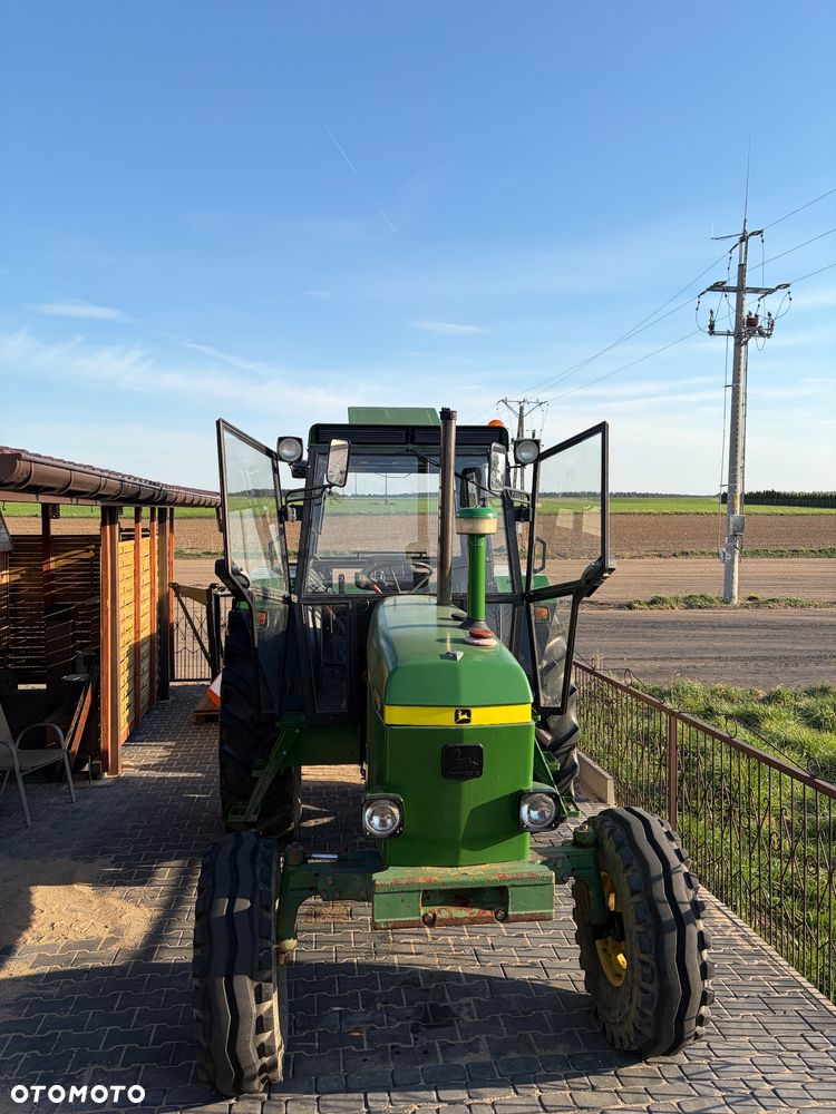 John Deere 3140 - 4