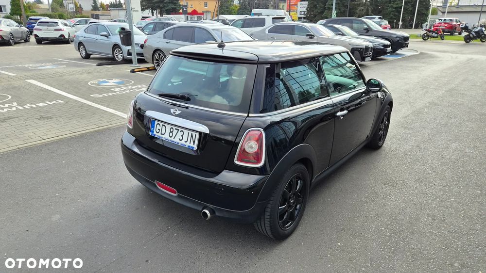 MINI ONE Standard - 13