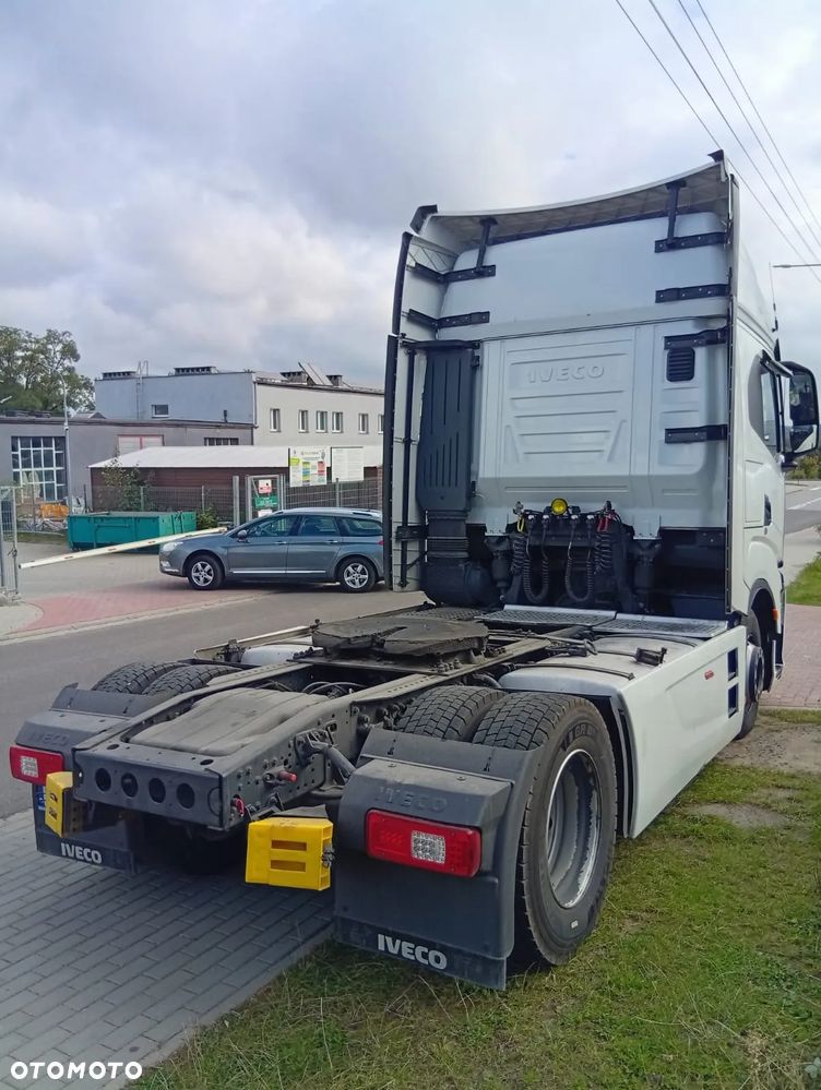 Iveco S-Way - 4