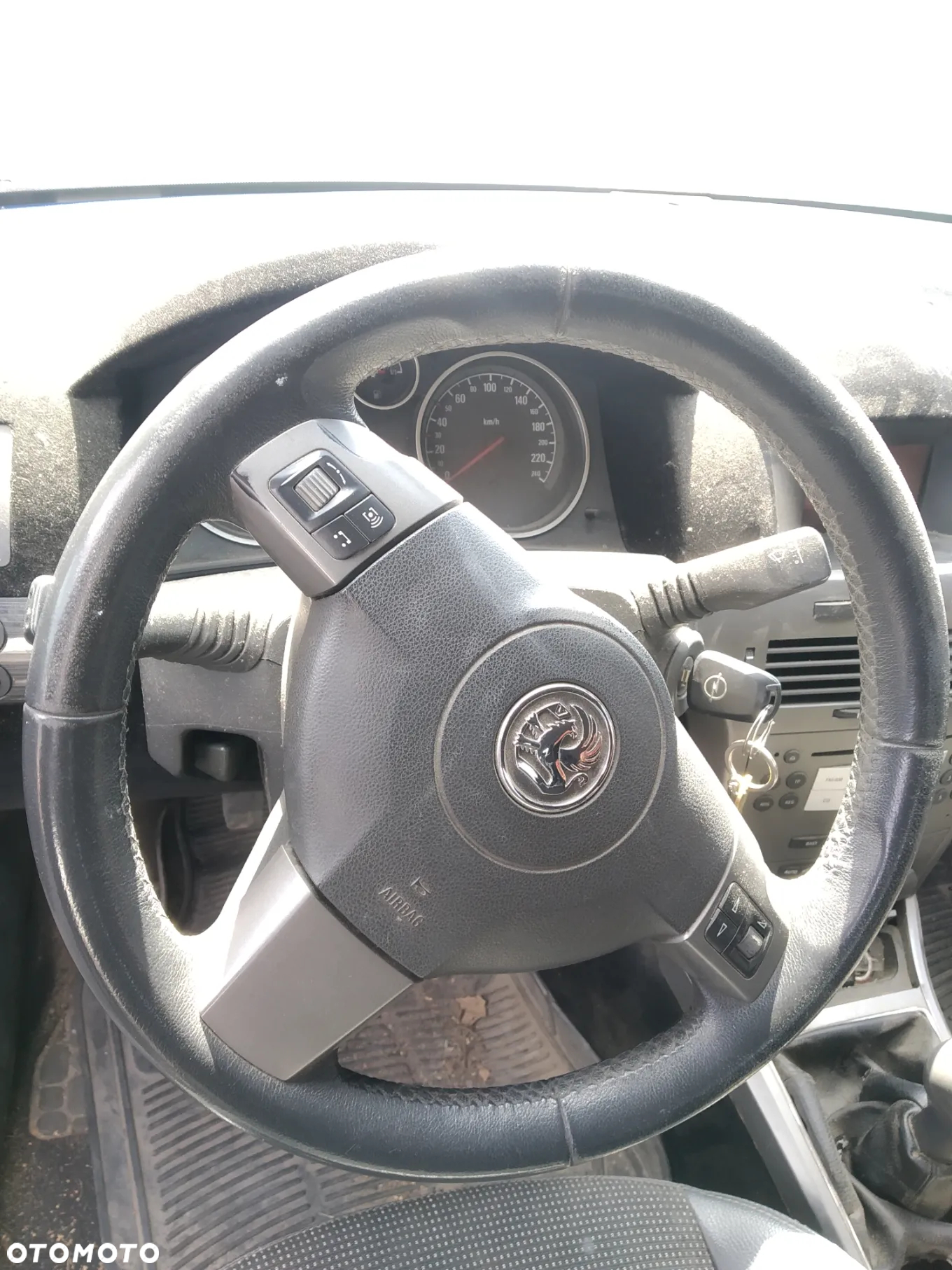 OPEL ASTRA H III GTC 1.9 CDTI Z19DTH 04-06 - ALTERNATOR - 29