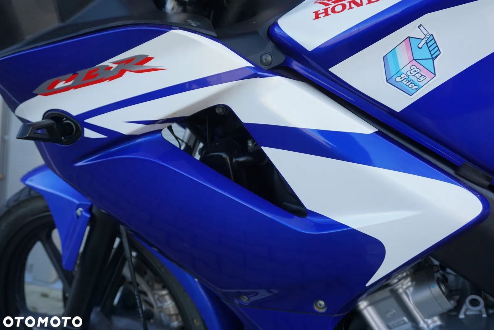 Honda CBR - 16