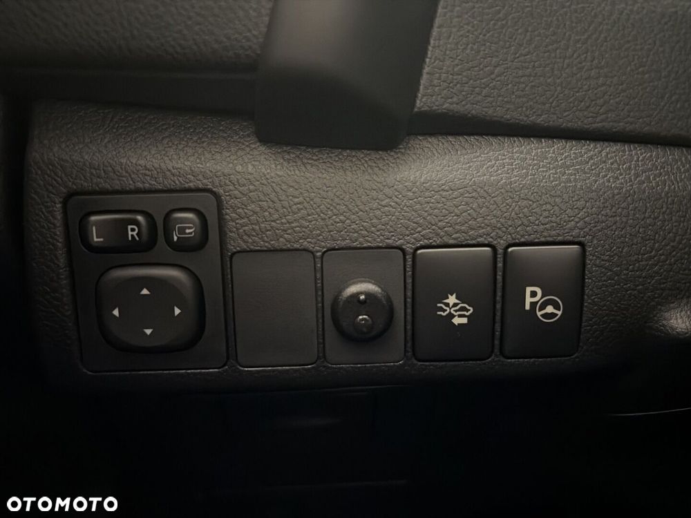 Toyota Auris - 19