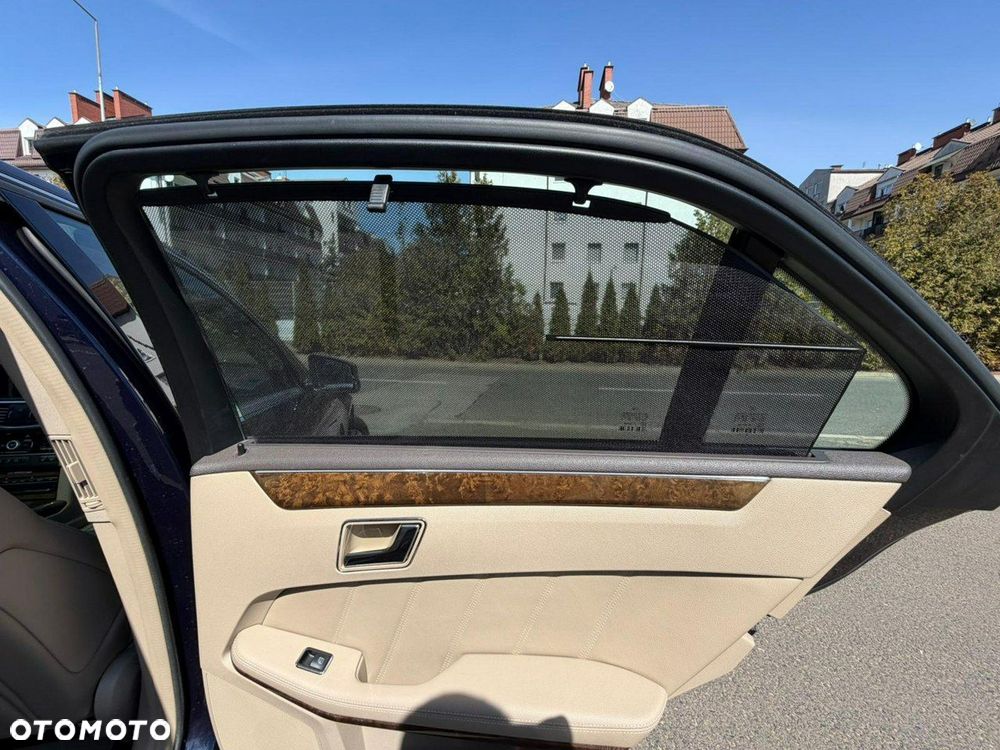 Mercedes-Benz Klasa E 500 4-Matic Avantgarde - 15