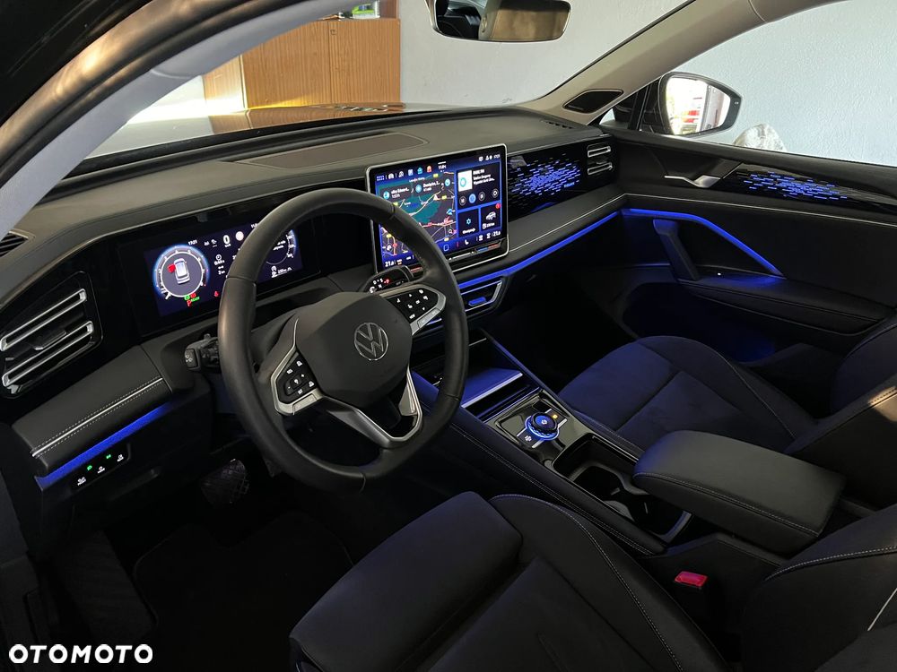 Volkswagen Tiguan 1.5 TSI EVO Elegance DSG - 39