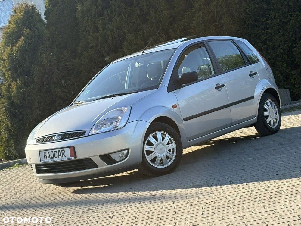 Ford Fiesta 1.4 Silver Magic - 1