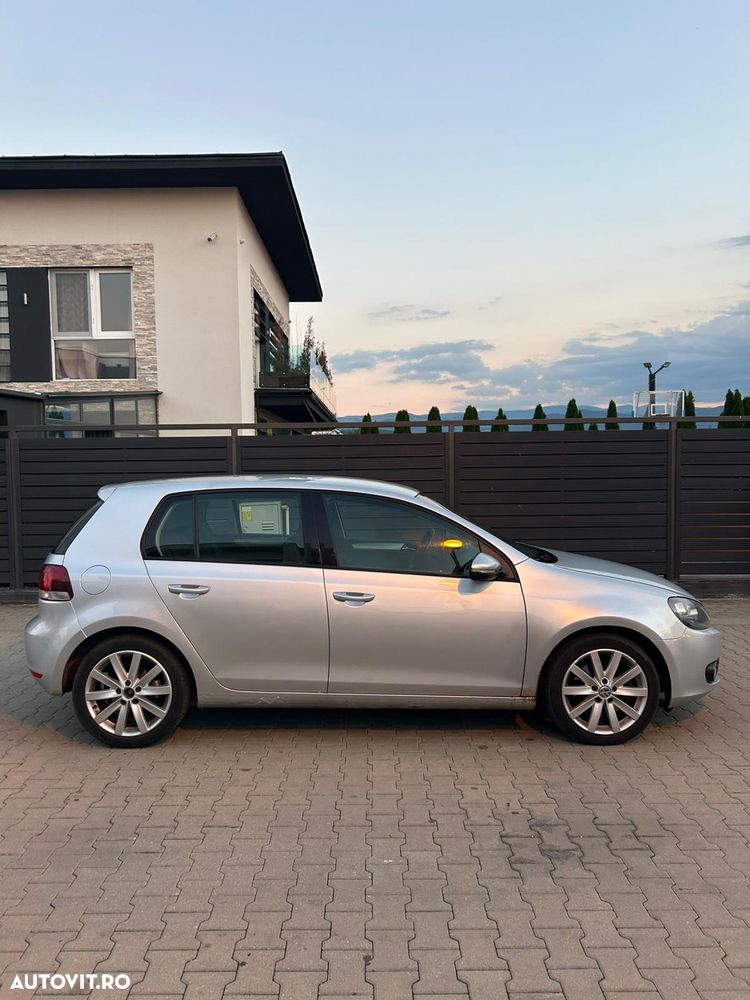 Volkswagen Golf 2.0 TDI Comfortline 4Motion - 3