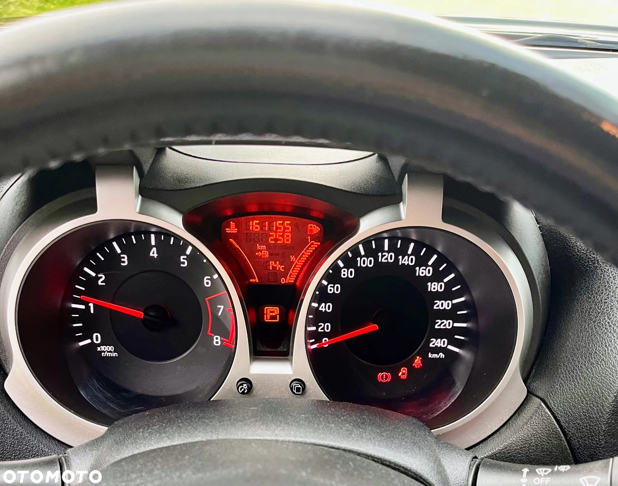 Nissan Juke 1.6 T Tekna 4x4 - 14