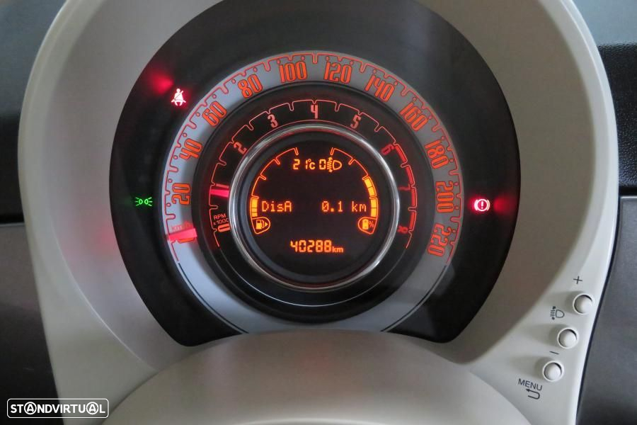 Fiat 500C 1.0 Hybrid Lounge - 27