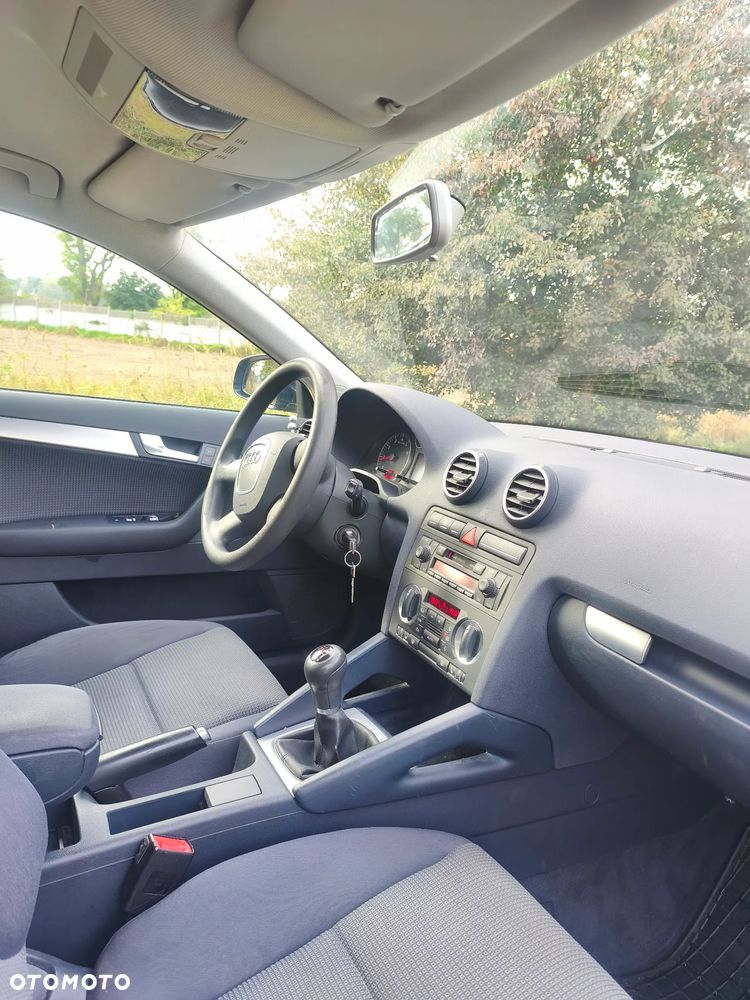 Audi A3 Sportback - 8