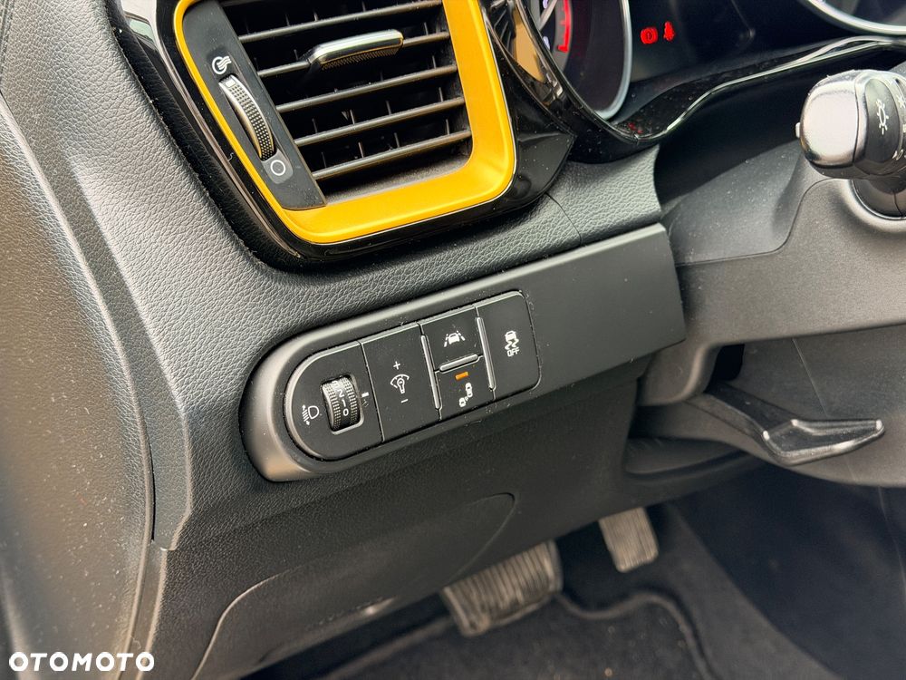 Kia XCeed 1.6 T-GDI L Business Line DCT - 11