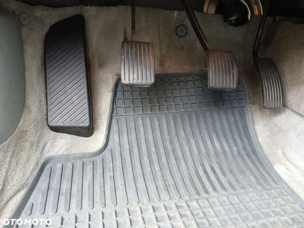 Volvo V40 - 33