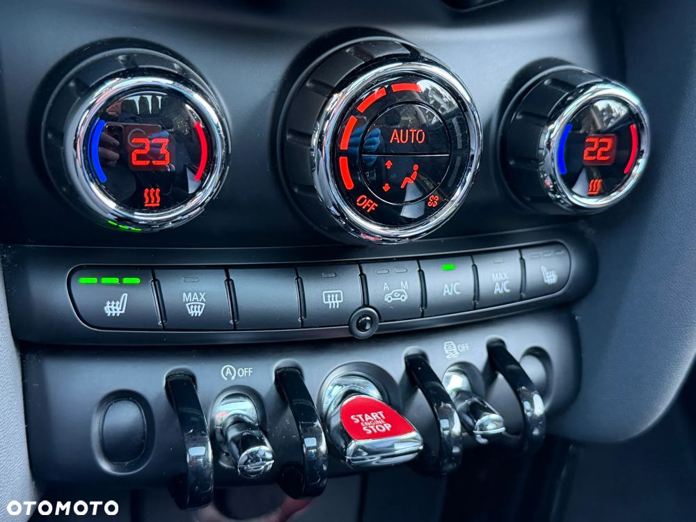 MINI Cooper John Works Trim - 18