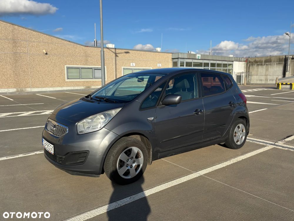 Kia Venga - 9