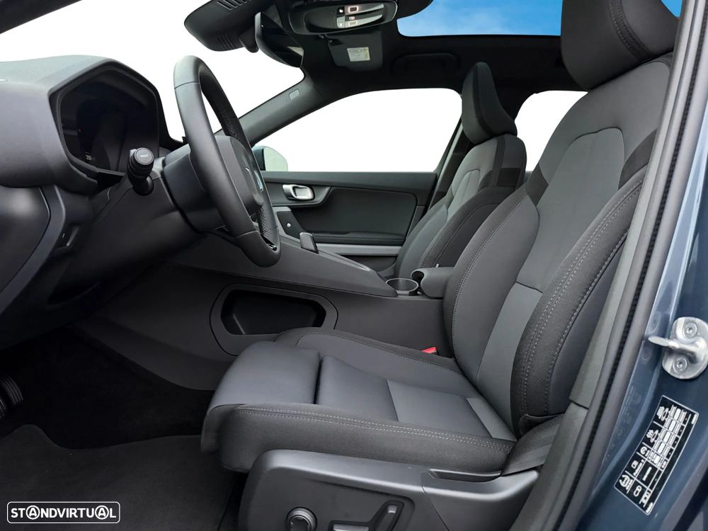 Polestar 2 Long Range 82 kWh Plus - 4